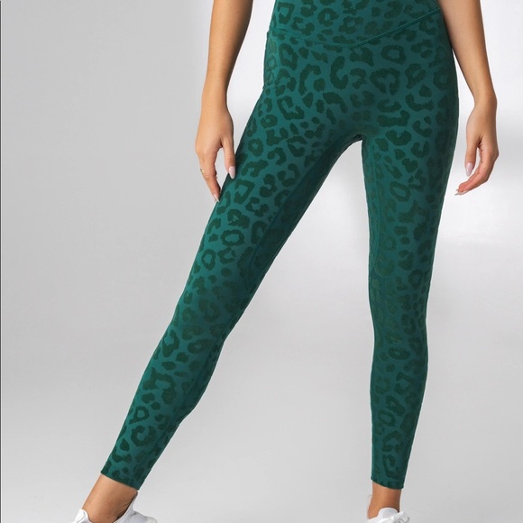 BRAND NEW- NEVER WORN!!!! They were too small for me. - Picture 4 of 4